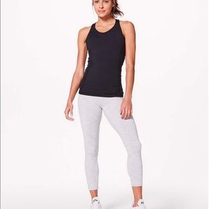 Lululemon stash ‘n run tank